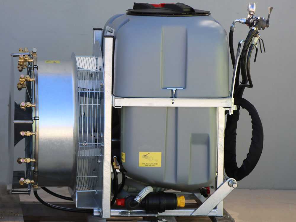 AgriEuro TOP-LINE Gray Reverse 300/70 nevelspuit, 300 liter, pomp AR713, detail 16
