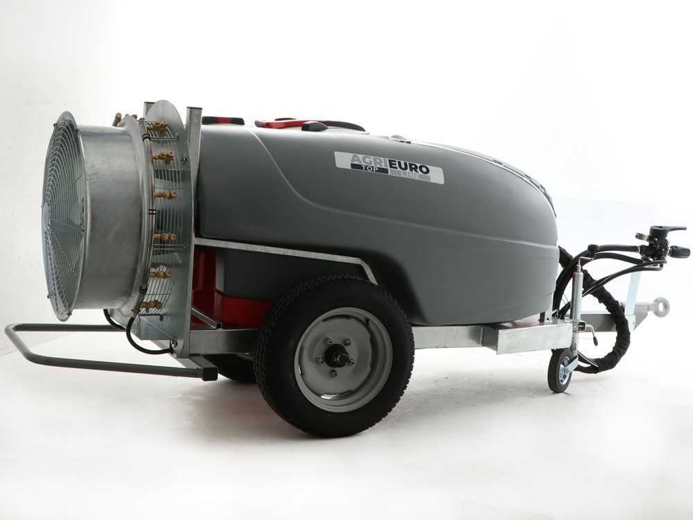 AgriEuro TOP-LINE Gray T Car 800/70 getrokken nevelspuit, 800 liter, pomp AR1064, detail 15