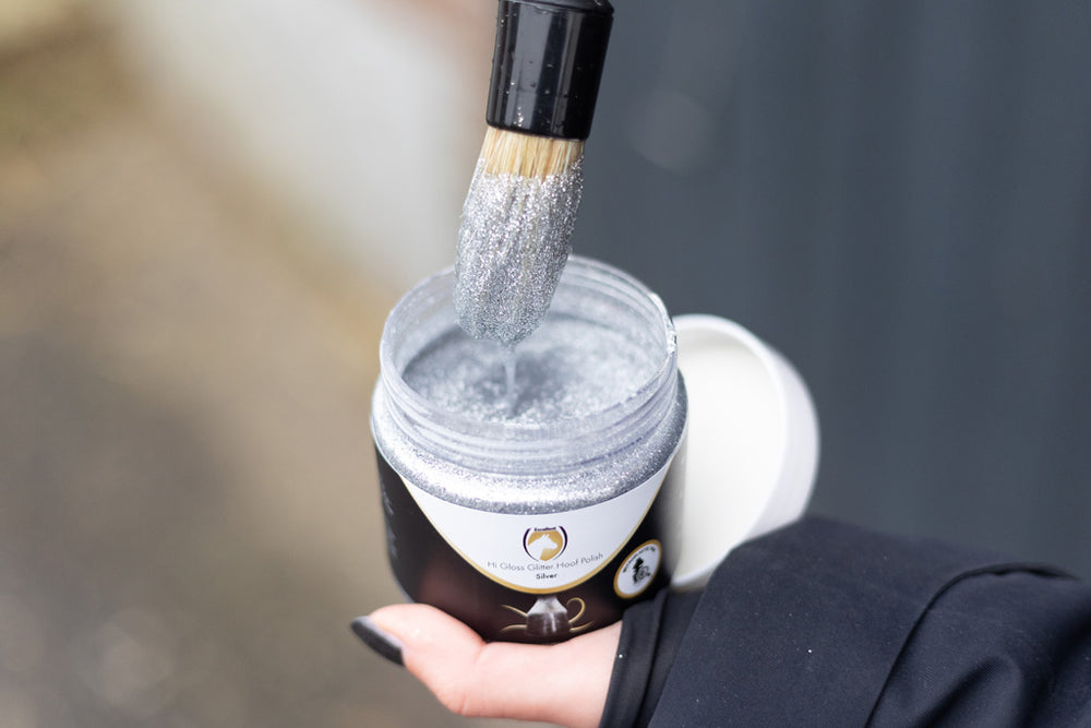 Excellent Horse Hi Gloss Glitter Hoof Polish Silver 150 ml