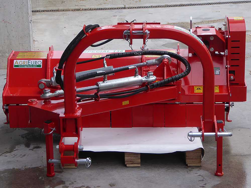AgriEuro Premium CE SPECIAL 112 M zijklepelmaaier met arm 112 cm, detail 8