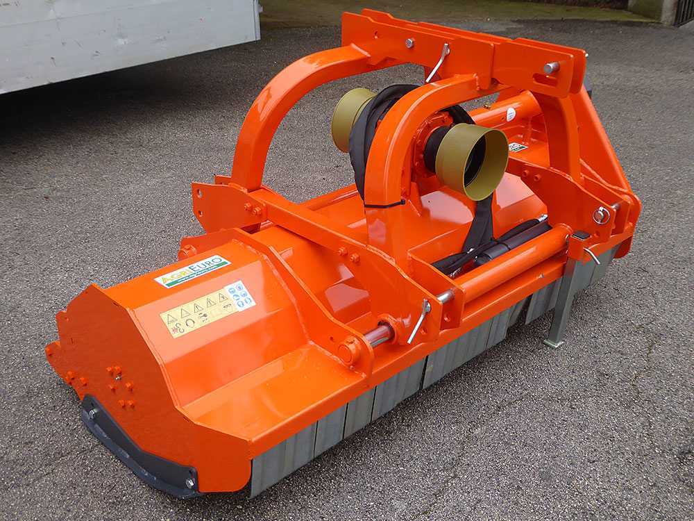AgriEuro TOP-LINE R-PS 160 omkeerbare klepelmaaier 160 cm, hydraulisch verschuifbaar, detail 7