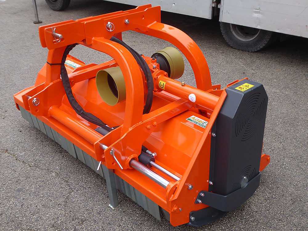 AgriEuro TOP-LINE R-PS 200 omkeerbare klepelmaaier 200 cm, hydraulisch verschuifbaar, detail 8