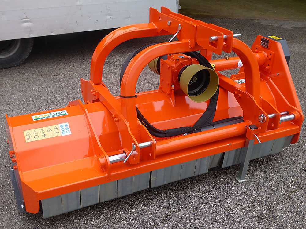 AgriEuro TOP-LINE R-PS 210 omkeerbare klepelmaaier 210 cm, hydraulisch verschuifbaar, detail 1