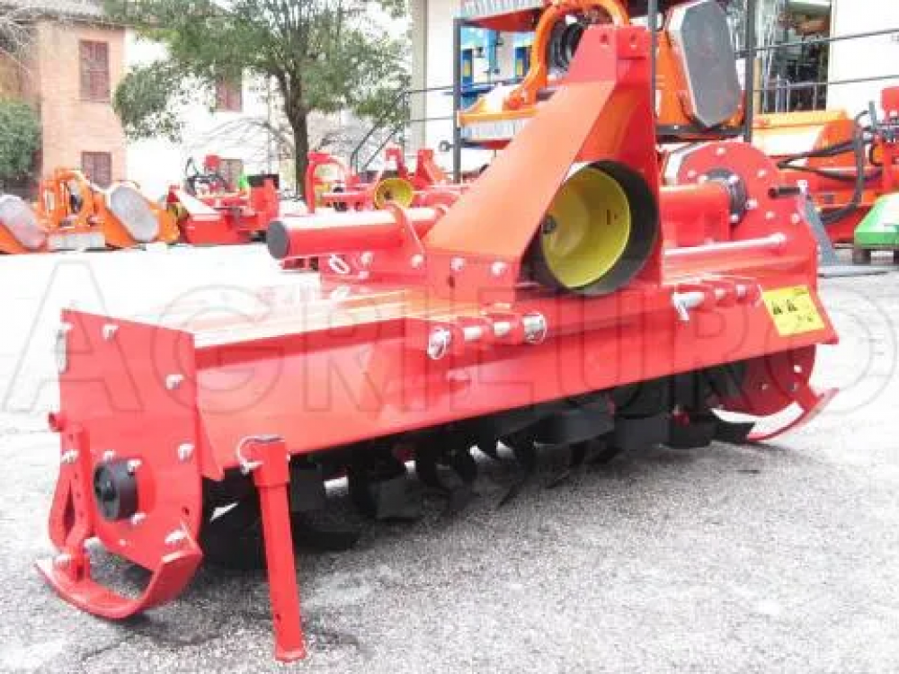 AgriEuro TOP-LINE UR 132 grondfrees 132 cm, handmatig verschuifbaar, detail 5