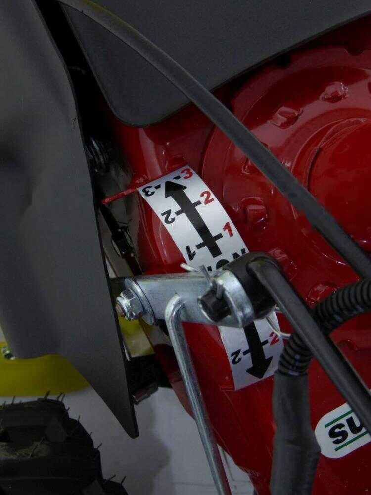 Eurosystems P70 EVO balkmaaier 107 cm, motor B&S 850iS, detail 9