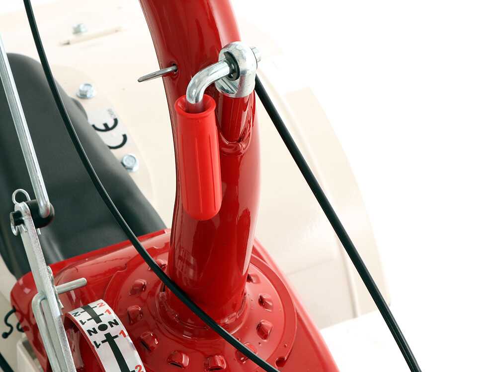 Eurosystems P70 EVO balkmaaier 107 cm, motor Loncin 224 OHV, detail 9