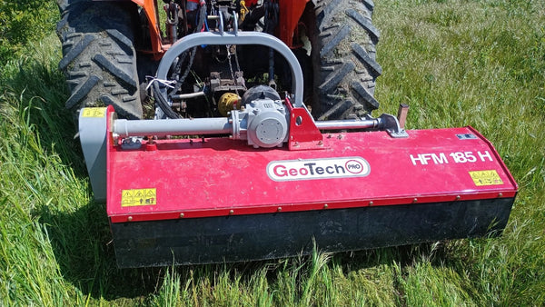 GeoTech Pro HFM 185-H Schlegelmulcher 182 cm, hydraulisch verschiebbar, im Einsatz bei einem Anwender (Foto 1)