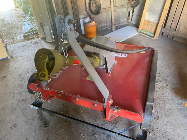 GeoTech Pro SLP 110 Weidemäher 110 cm, im Einsatz bei einem Anwender (Foto 1)