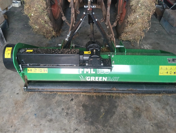 GreenBay FML 155 klepelmaaier 153 cm, in de schuur, aan de trekker (foto van een gebruiker)