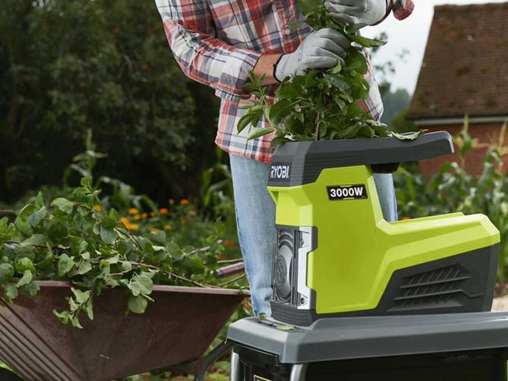 Ryobi RSH3045U elektrische hakselaar takken tot 45 mm, detail 5